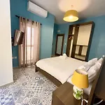 My Travel House 招待所 3*