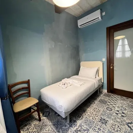 My Travel House