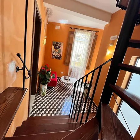 Gasthuis My Travel House 3*