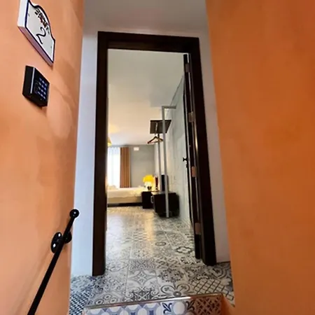 My Travel House